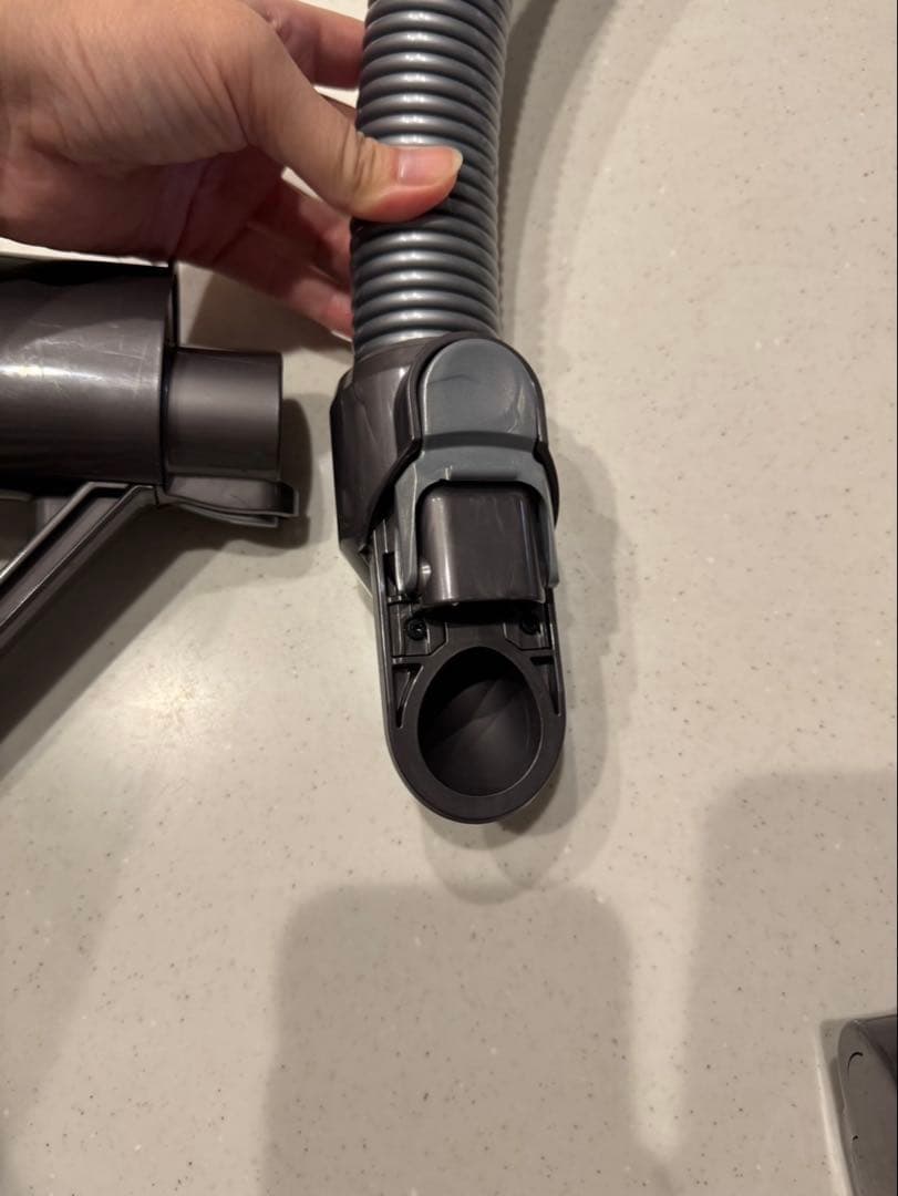 Dyson 電気掃除機DC48