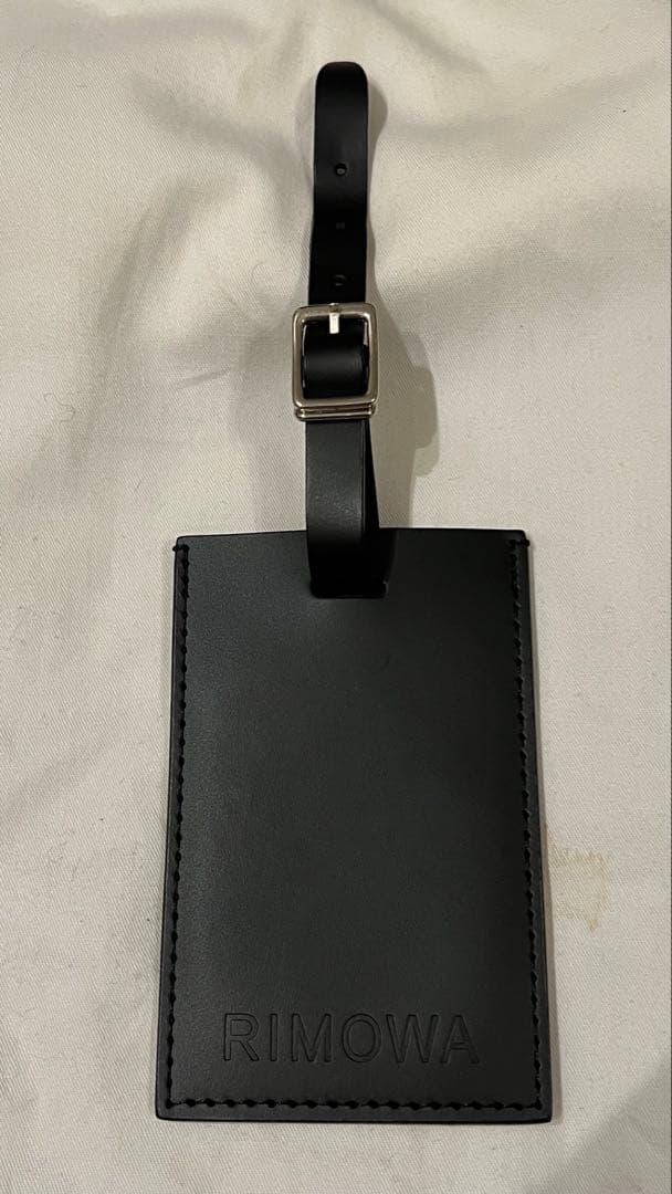 d*n様 【一点限り　極美品　50%引き】リモワ オリジナルキャビン 35L 4