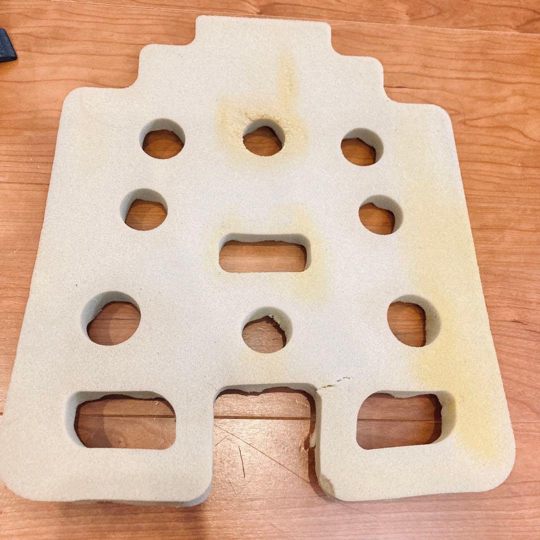 コンビ　ジョイトリップ エアスルーGG ブラック　ジュニアシート　combi