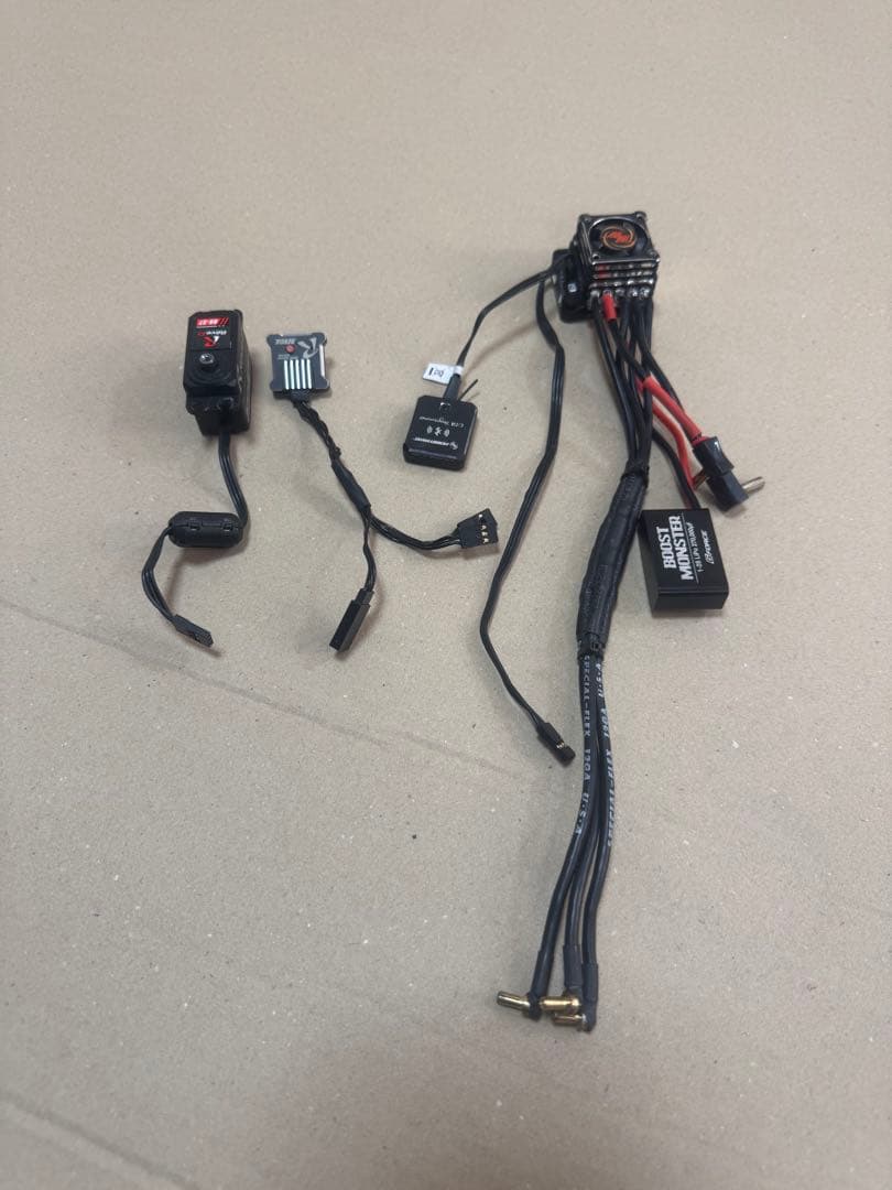 アンプ、ジャイロ、サーボセット