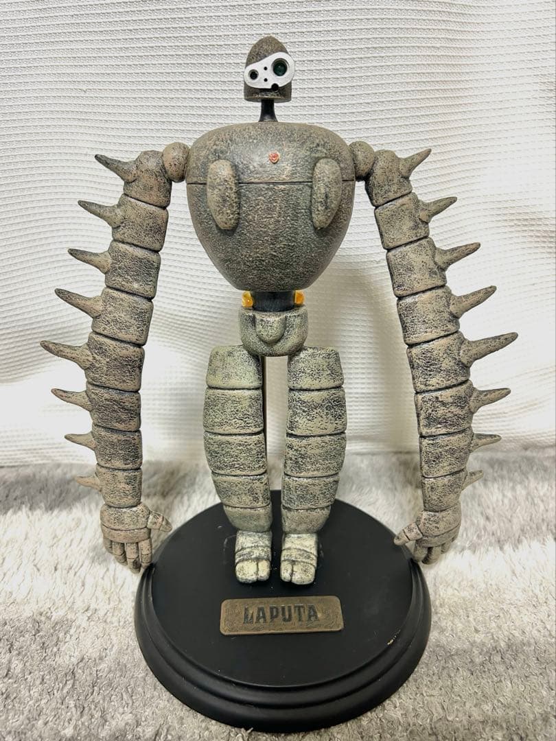 天空の城ラピュタ　ロボット兵　フィギュア　コミニカ製
