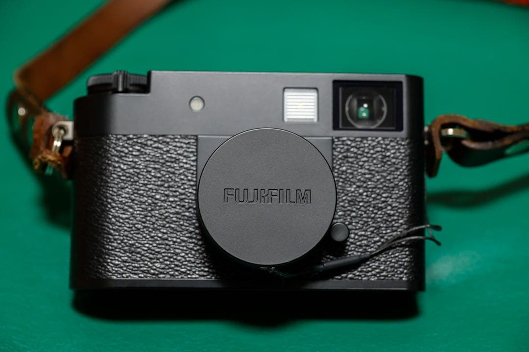 デジタルカメラ FUJIFILM X half