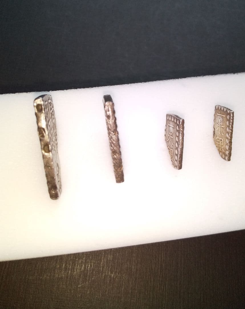 古南鐐二朱銀、新南鐐二朱銀、嘉永一朱銀