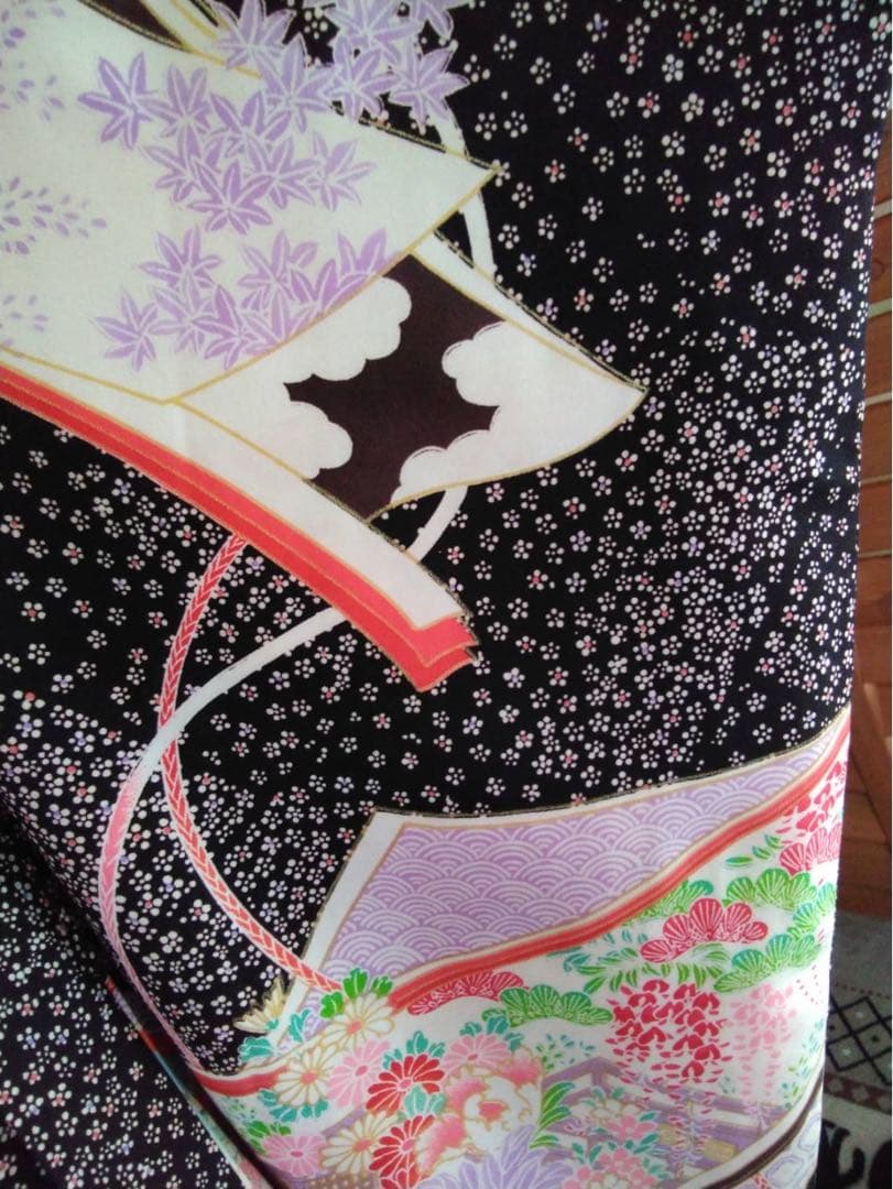 みのみのです。5歳から7歳向け・正絹・ちりめん地のお着物セット