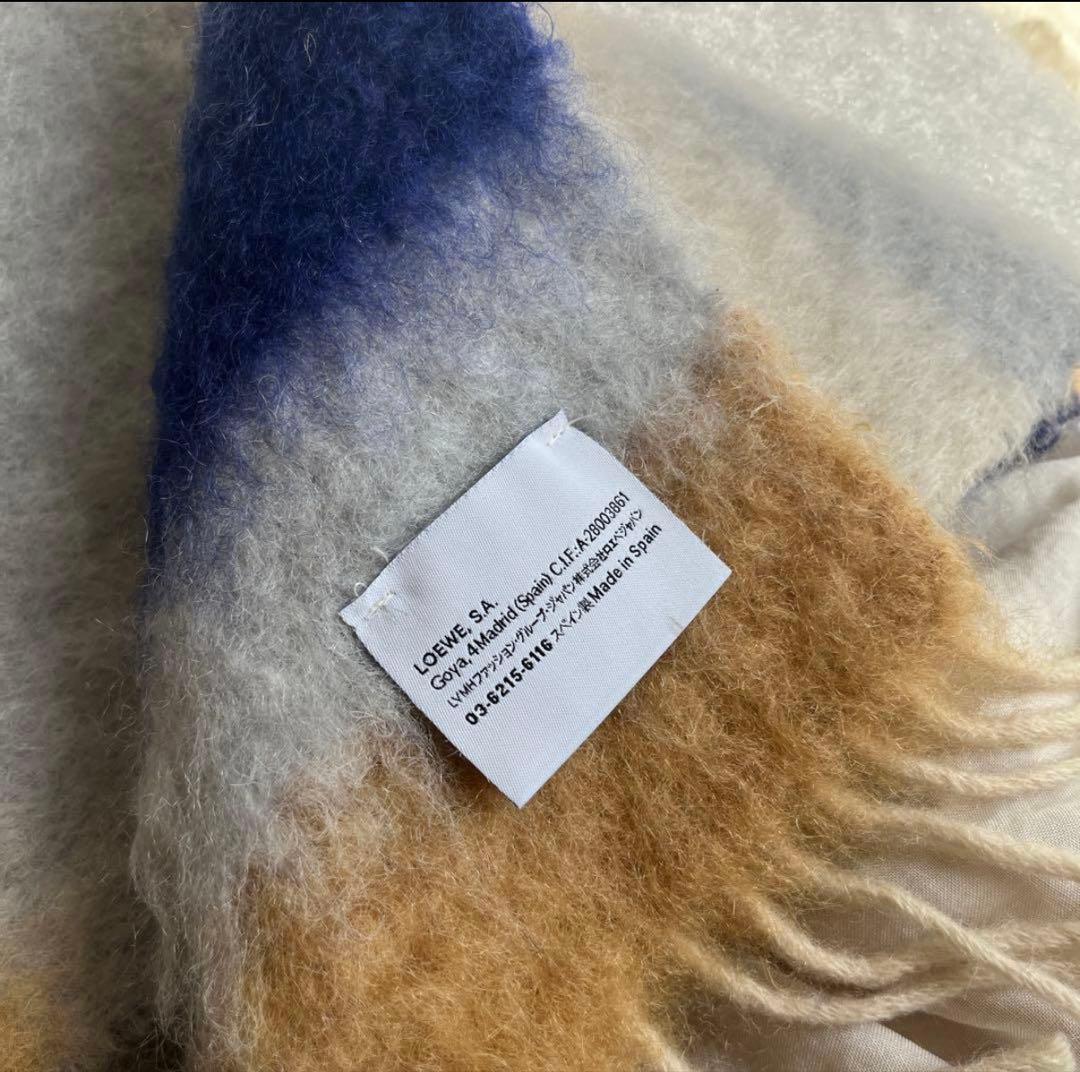 LOEWE マフラー　美品　最終値下げ　1/23まで