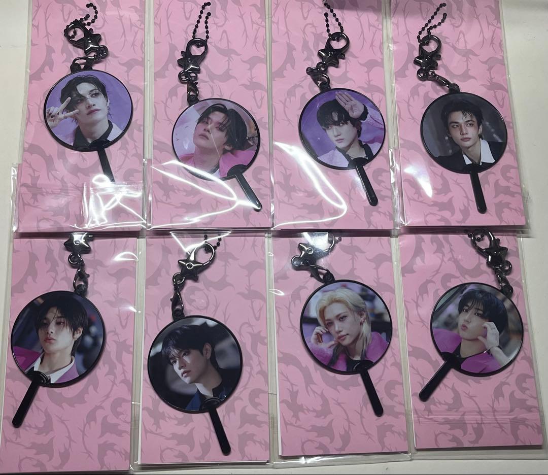 straykids DOIT yizhiyuポップアップ ミニうちわ 8種セット