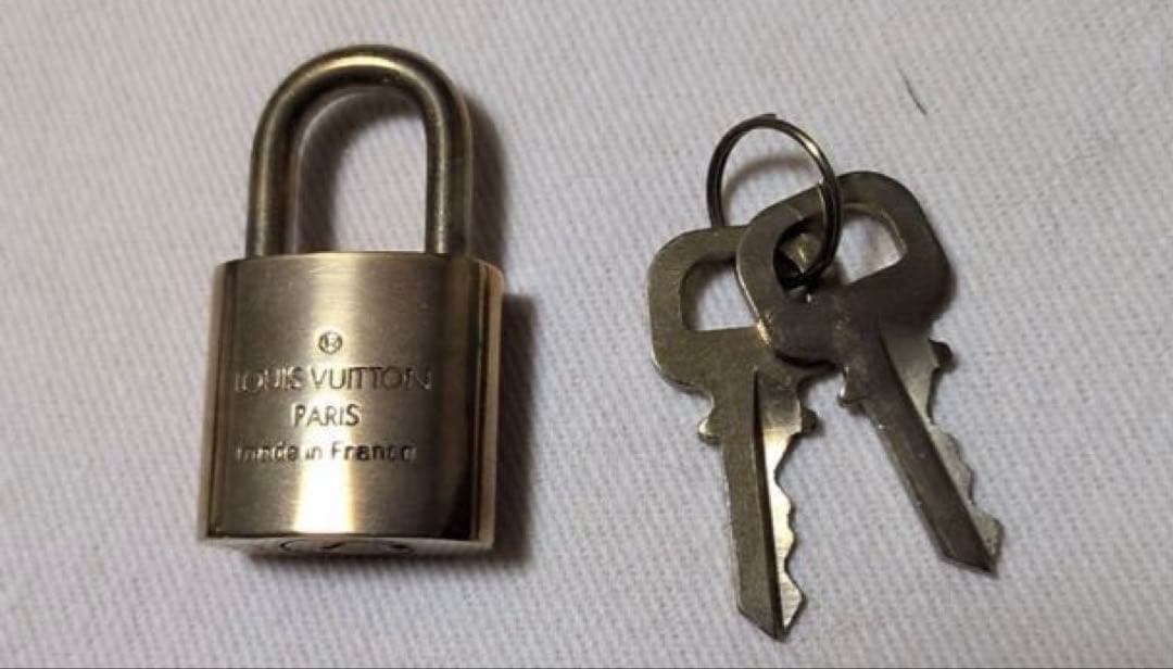 ［新品・未使用］LOUIS VUITTON パドロック（南京錠）