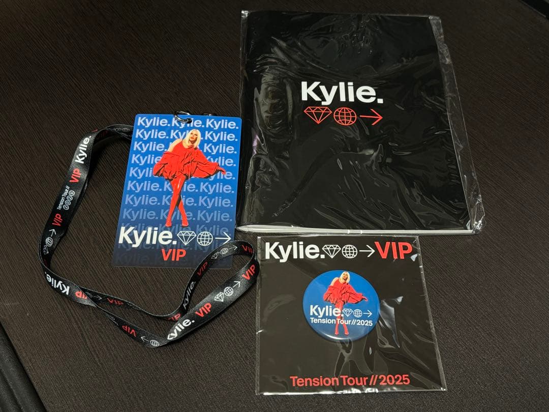 カイリー•ミノーグ 2025 VIPグッズ　Kylie Minogue