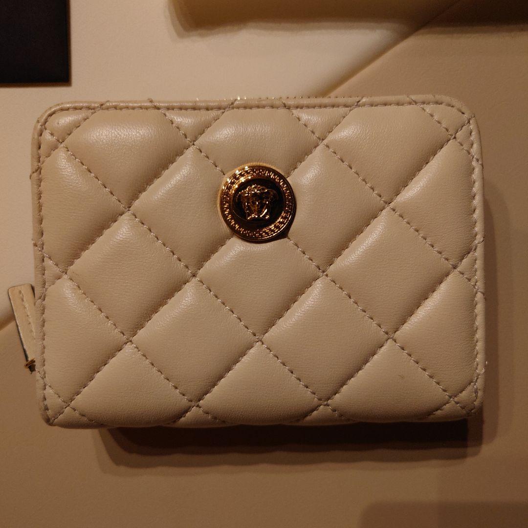 「チャチャ様」VERSACE 二つ折り財布