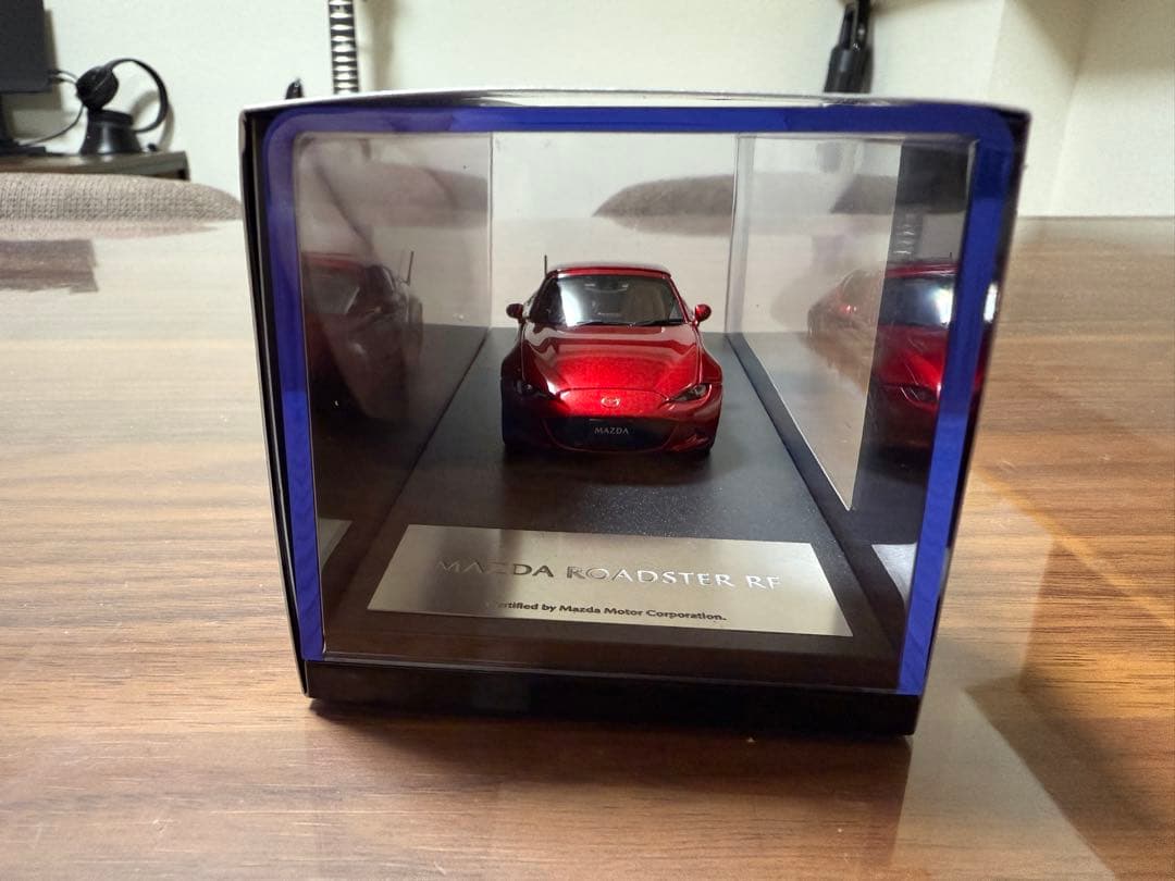 o*i様 マツダ特注 ロードスターRF ソウルレッド 1/43