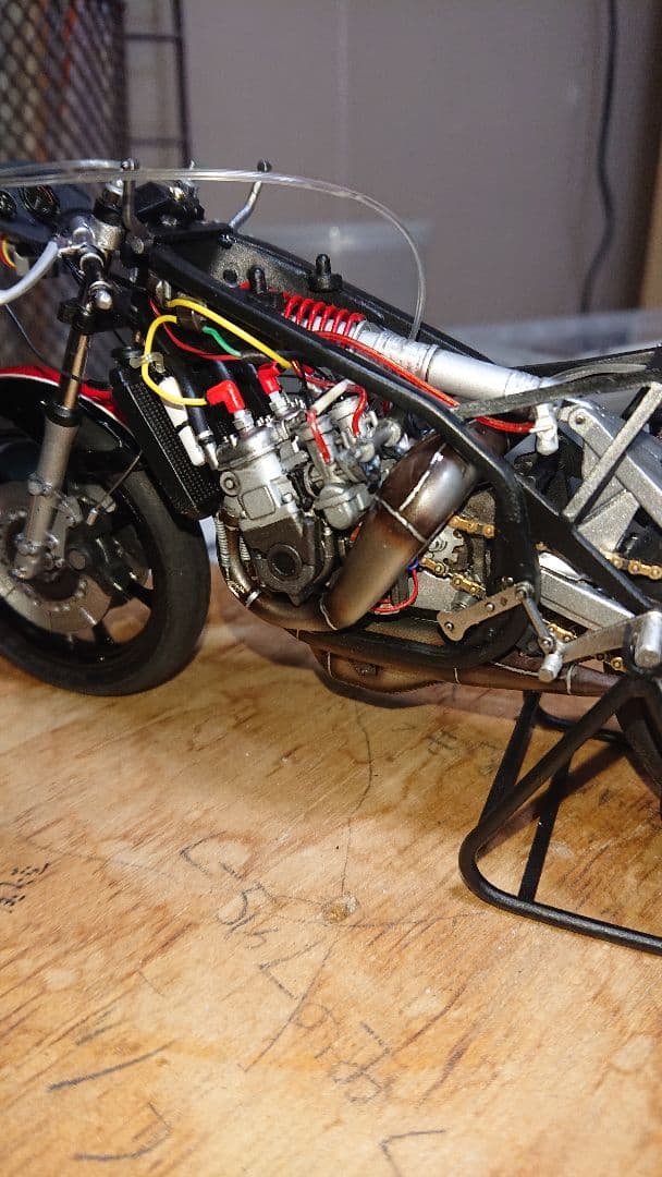 タミヤ ヤマハYZR500 汚れた英雄仕様