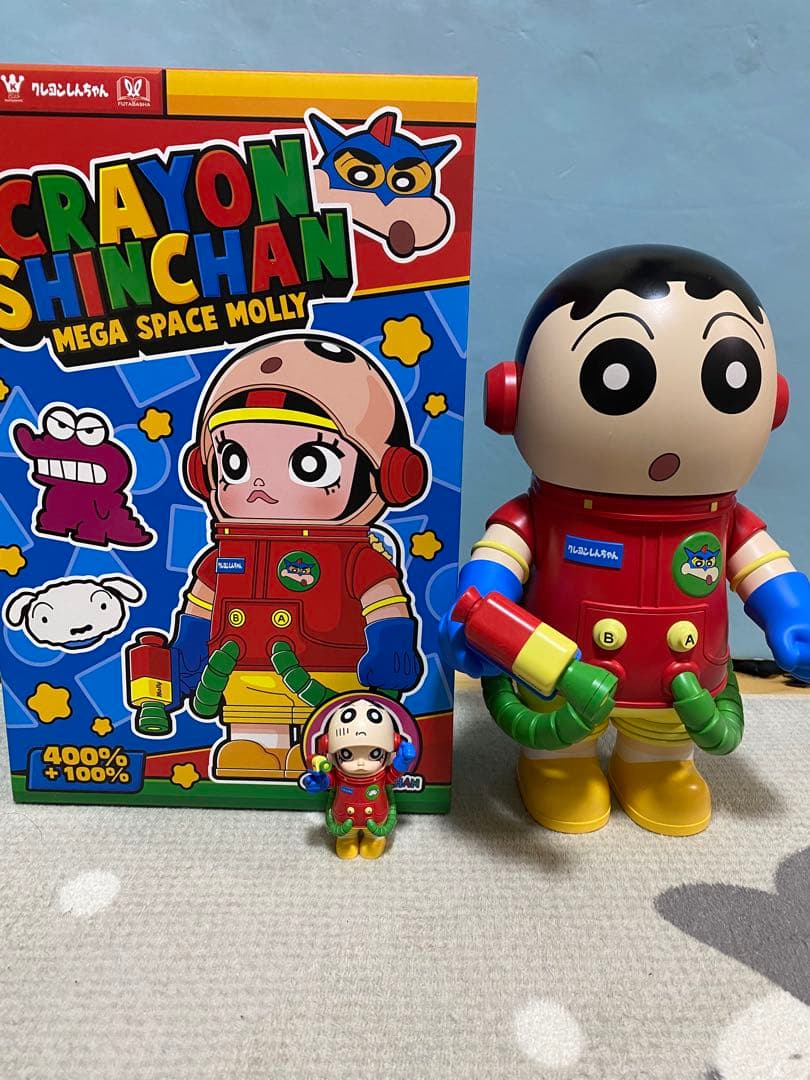 POPMART MEGA SPACE MOLLY 400% クレヨンしんちゃん