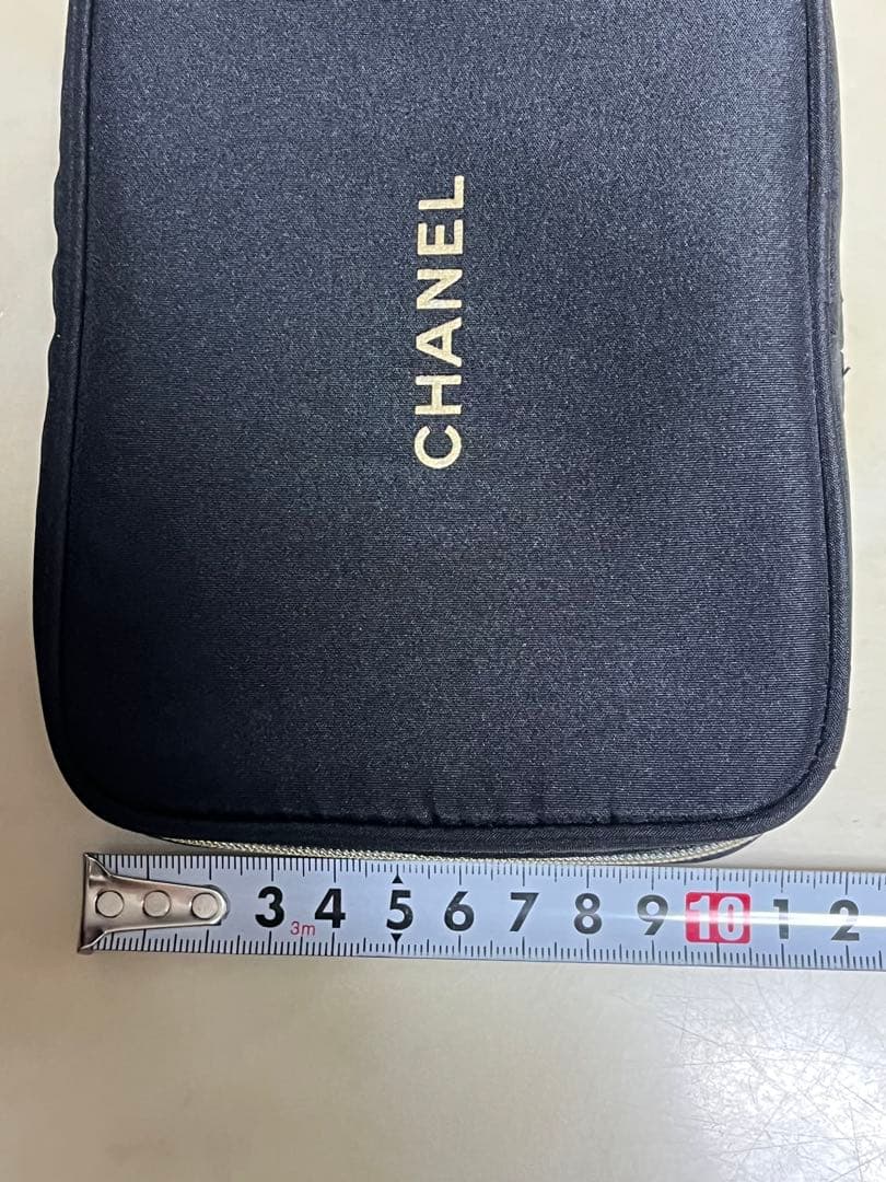 ⓶CHANEL レ ミニ ドゥ シャネル　ブラシ６本セット＆ポーチ　新品未使用品