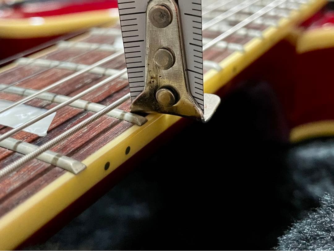 ギター epiphone riviera YEC