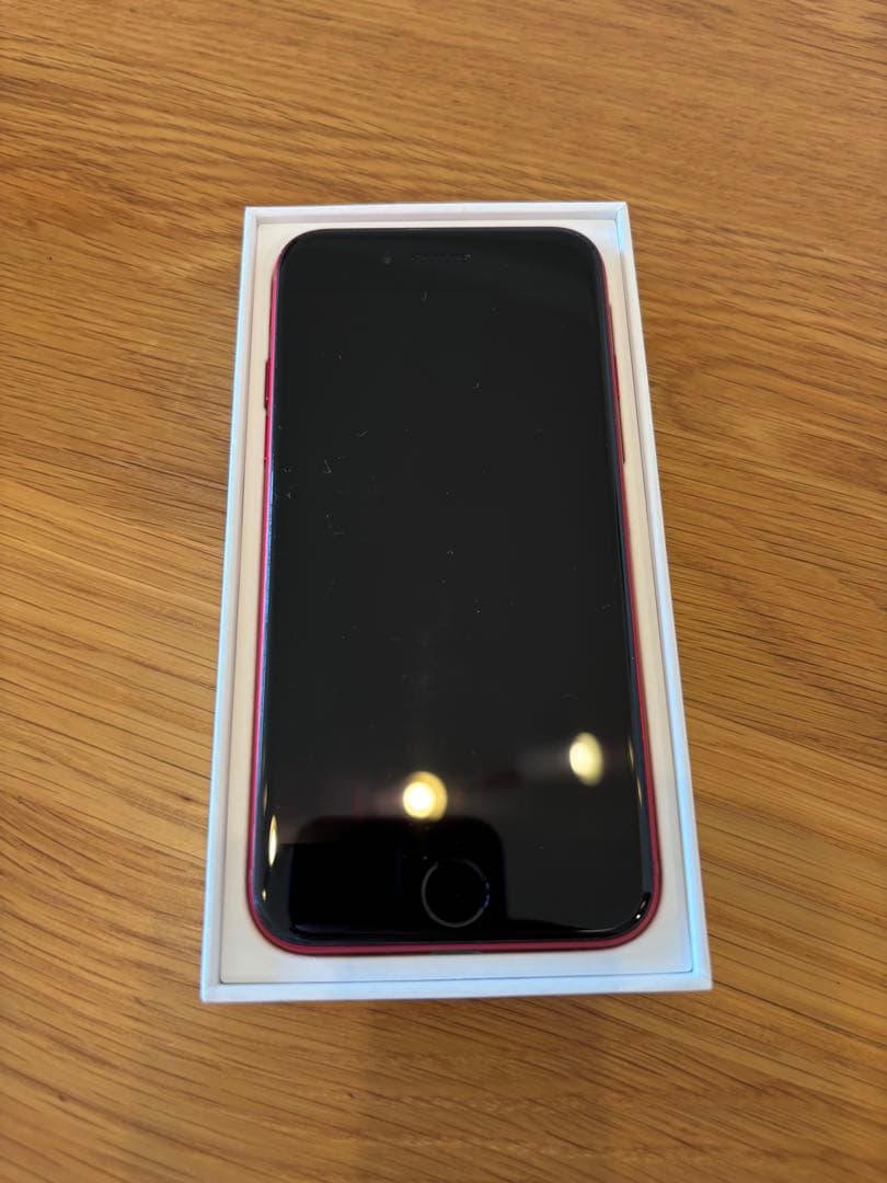 Apple iPhone SE (第3世代) PRODUCT(RED) 本体