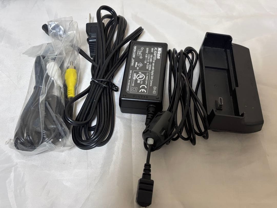 Nikonニコン COOLPIX S2 デジタルカメラ 動作確認済