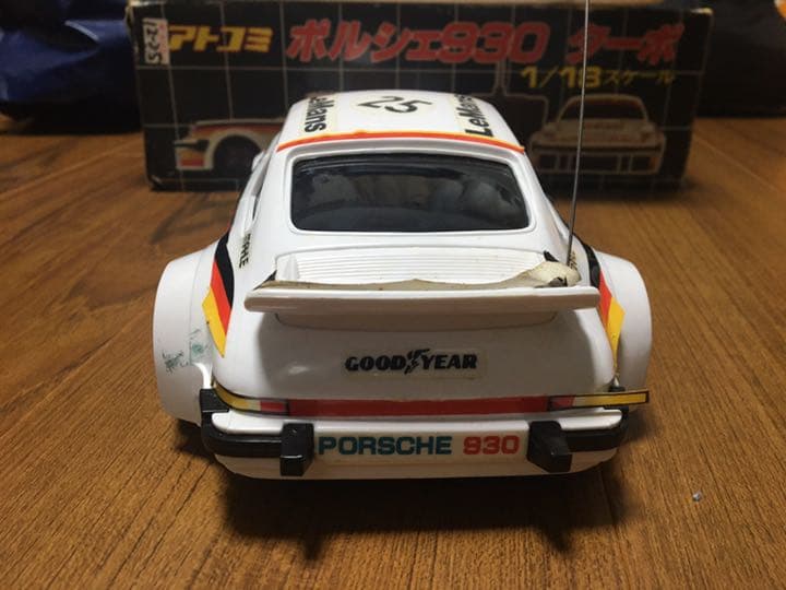 【昭和レトロ】ポルシェ930ターボ　1／18スケール