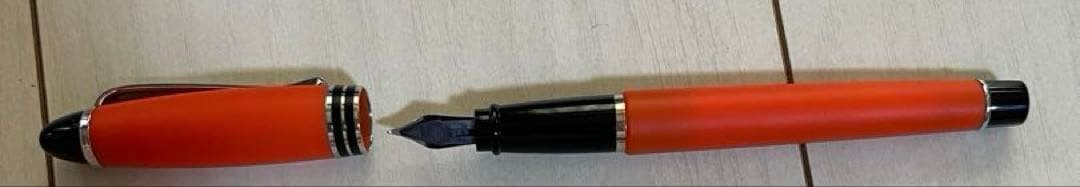 未使用　アウロラ　イプシロン　サテン　万年筆