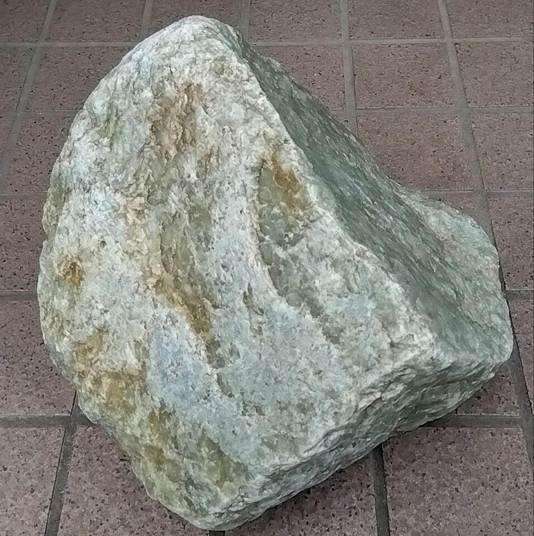 ★翡翠原石★糸魚川硬玉【大所川・川ズレ・転石ウブ17.8kg】