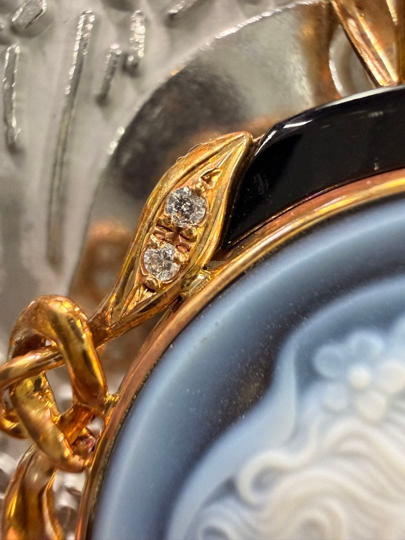 ふ*可様 pt900 K18刻印 カメオ ペンダントトップ ダイヤ 0.04ct