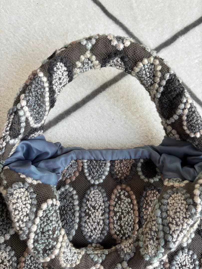 ミナペルホネン　タルト　エッグバッグ