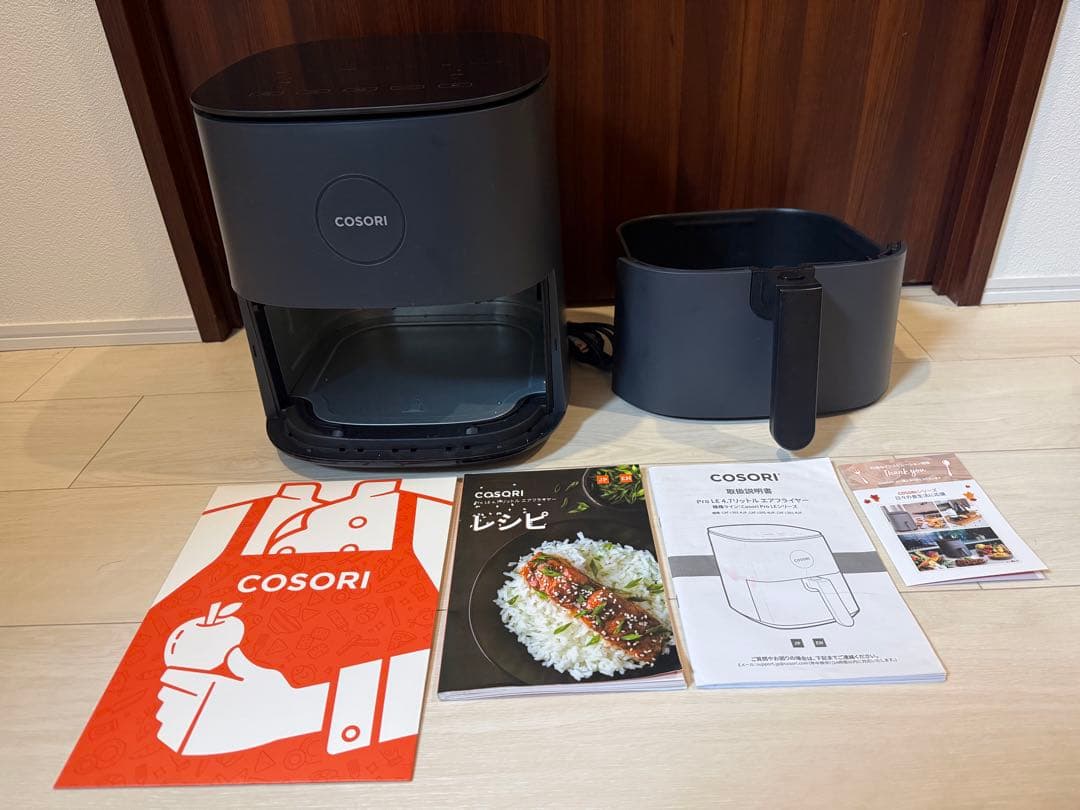 COSORI Pro LE 4.7リットルエアフライヤー　本体と付属品