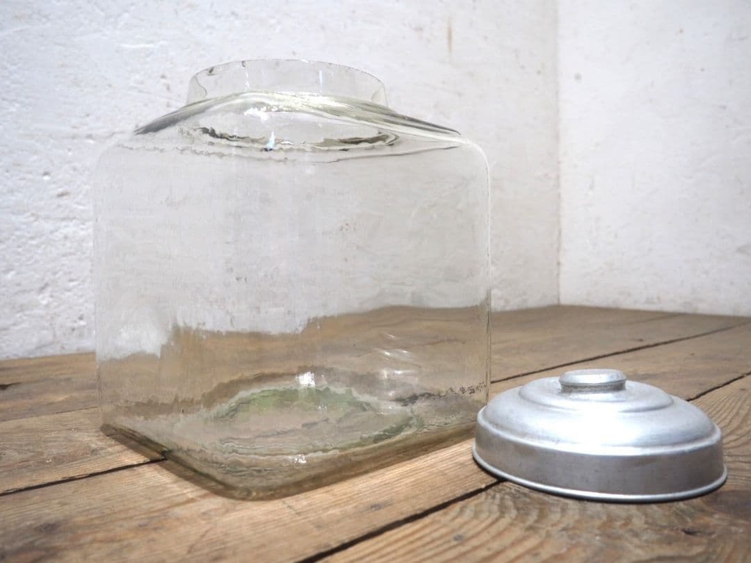 1204 レトロなガラス瓶　駄菓子屋　ガラスケース　ヴィンテージ　アンティーク