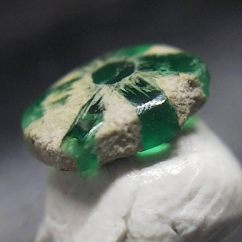 272 トラピッチェエメラルド コロンビア