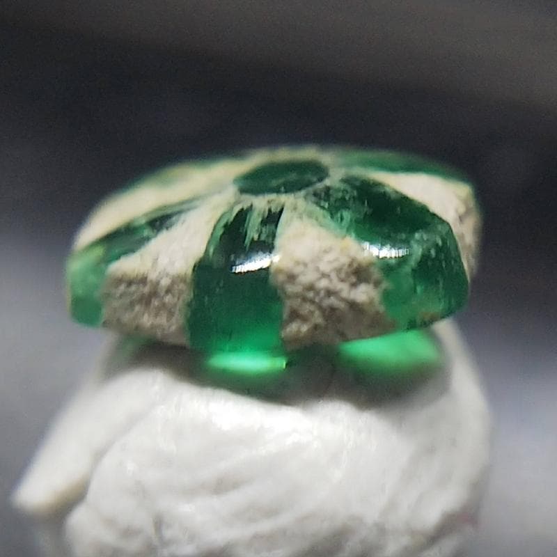 272 トラピッチェエメラルド コロンビア