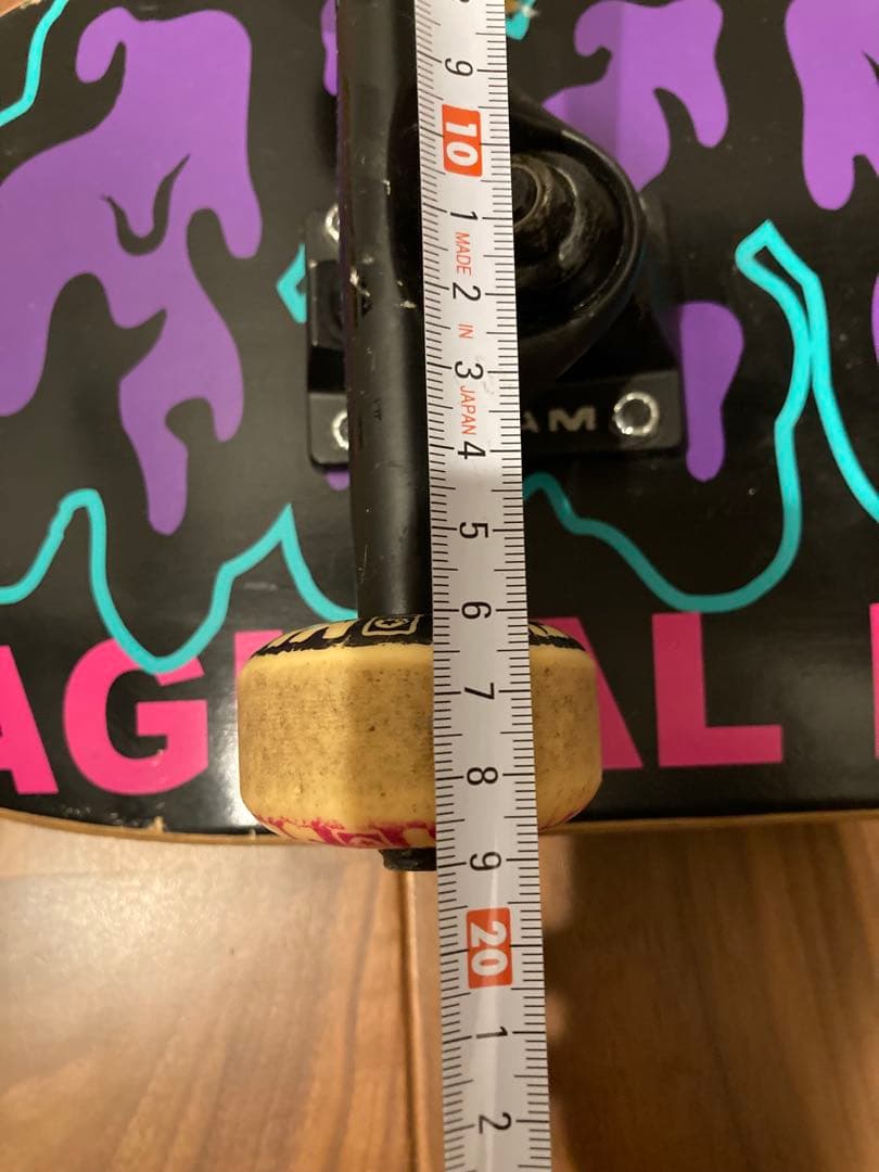 スケボー コンプリート マモミ MAGICAL MOSH MISFITS