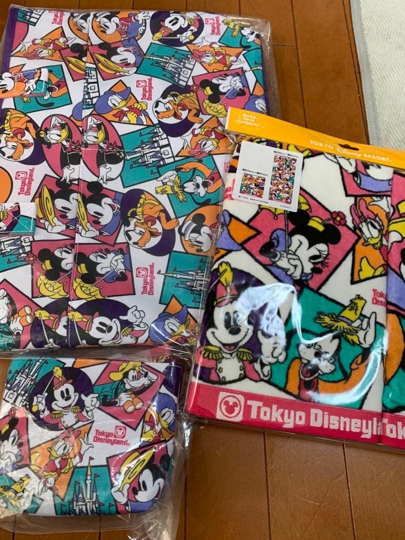 ディズニー　メイクユアフェイバリット　ポーチ　トートバッグ　ウォッシュタオル
