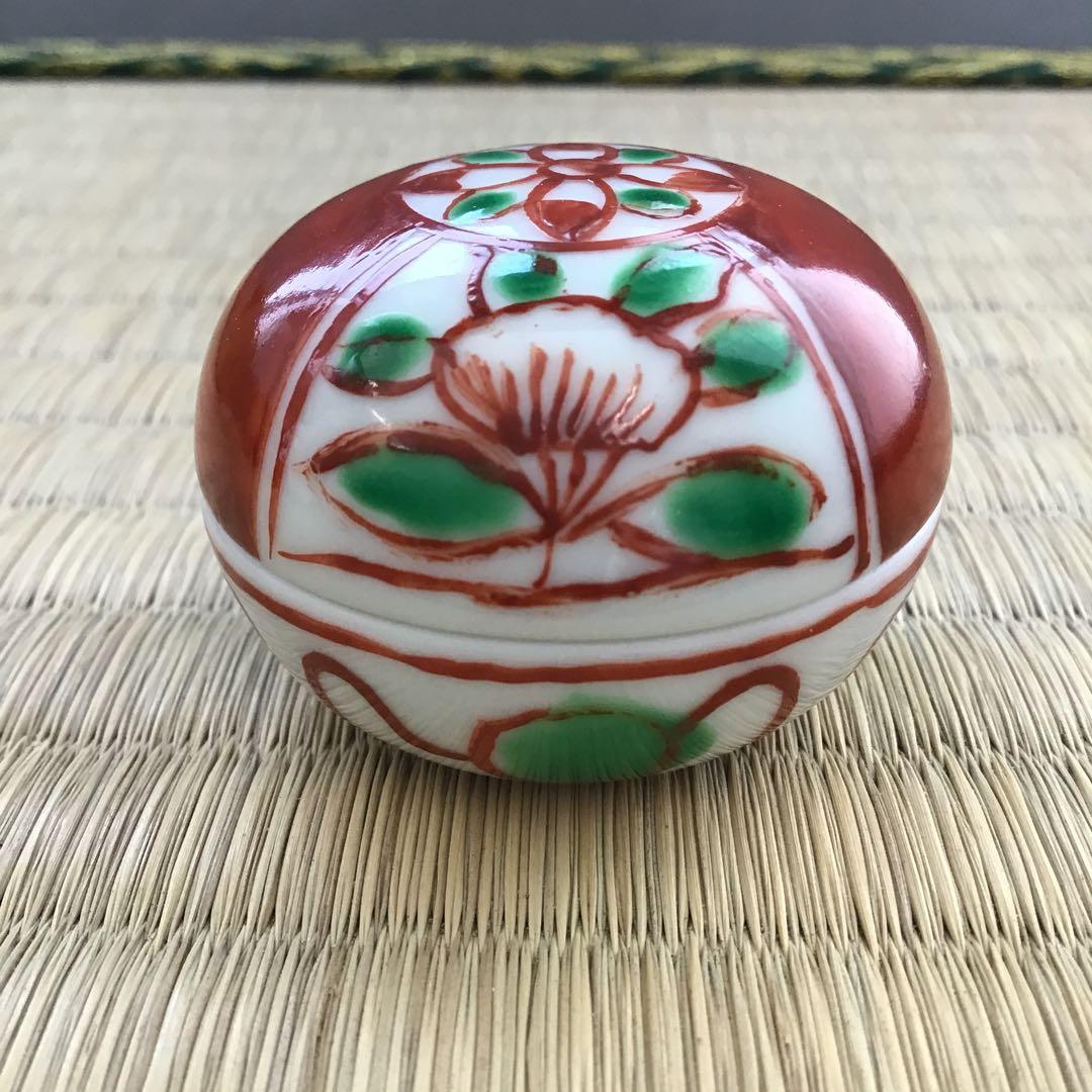 茶道具　香合　赤絵小丸香合　紫翠窯　三代　西村徳泉造　栞　紙箱　共箱　S67KG