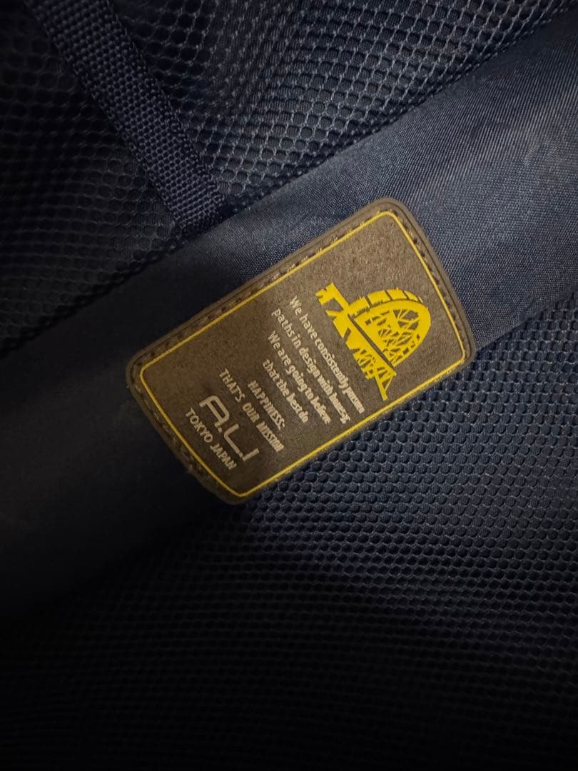 [廃盤品]A.L.I GALE アジアラゲージ 98L ホワイト スーツケース