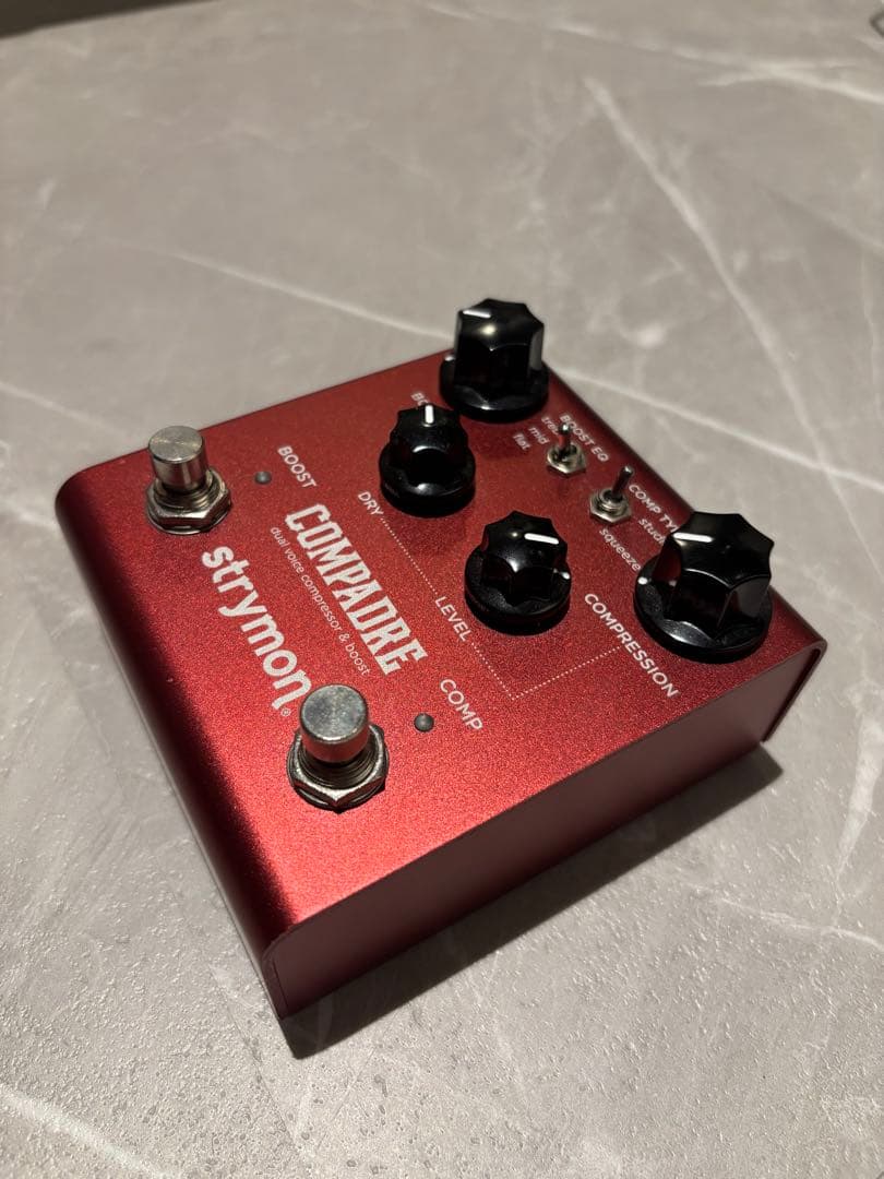 Strymon Compadre 赤 ベースエフェクター