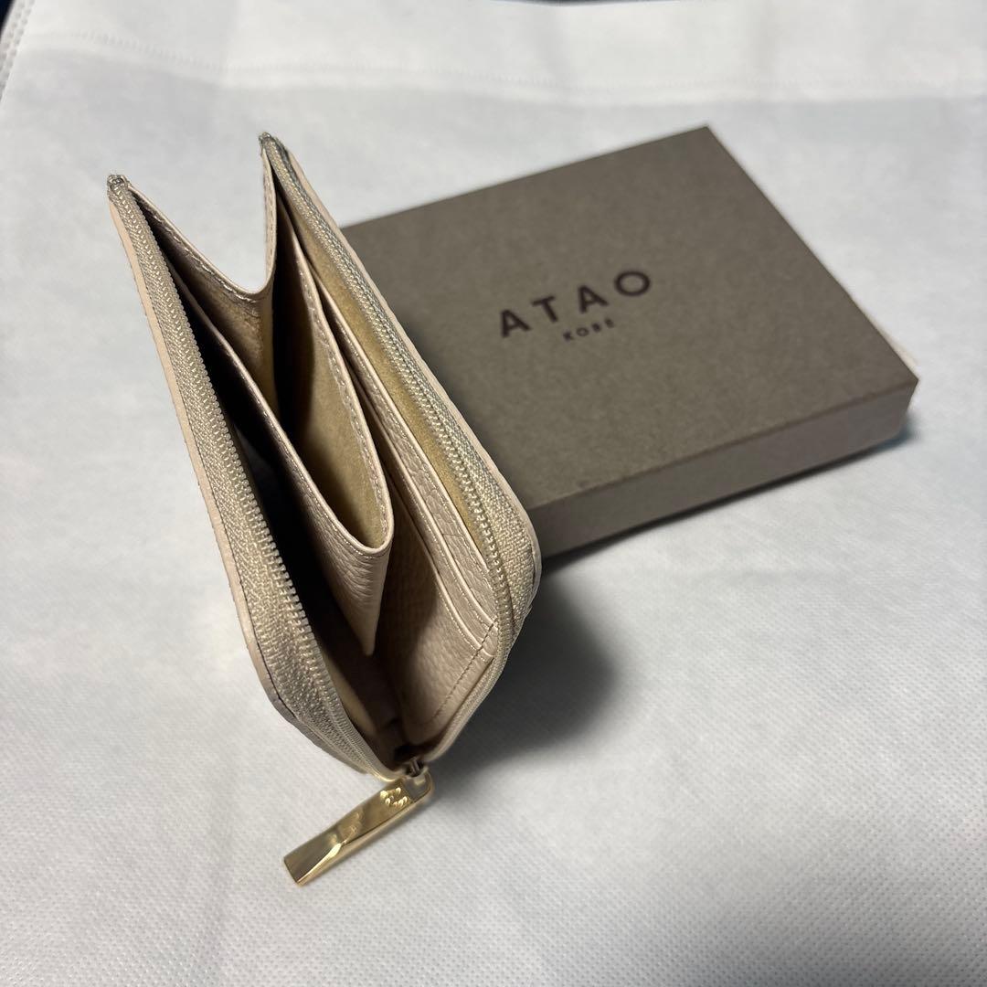 未使用品☆ATAO アタオ　ミリモ・ケリー　アイビスホワイト レザー 折り財布