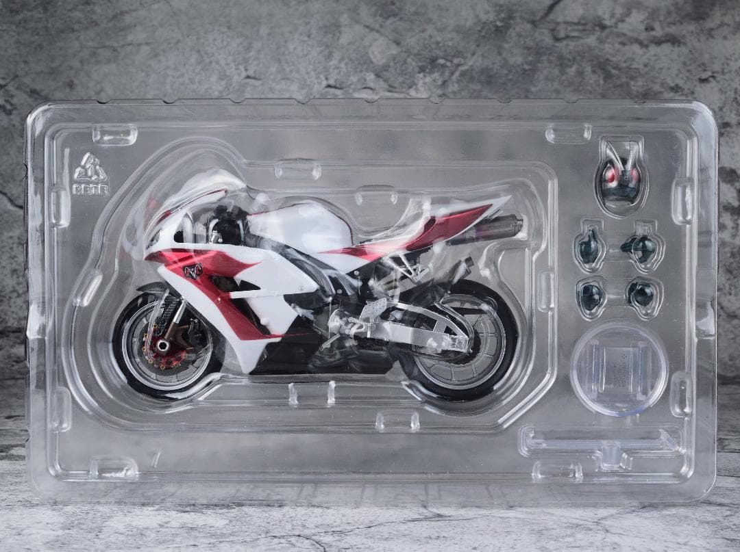 S.H.Figuarts（真骨彫製法） 仮面ライダー1号 ＋ サイクロン1号