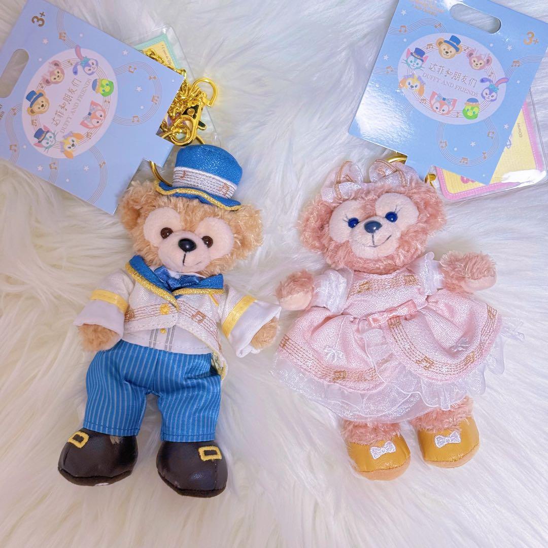 お顔厳選　上海ディズニー　ダッフィーとシェリーメイ　キーホルダー　セット