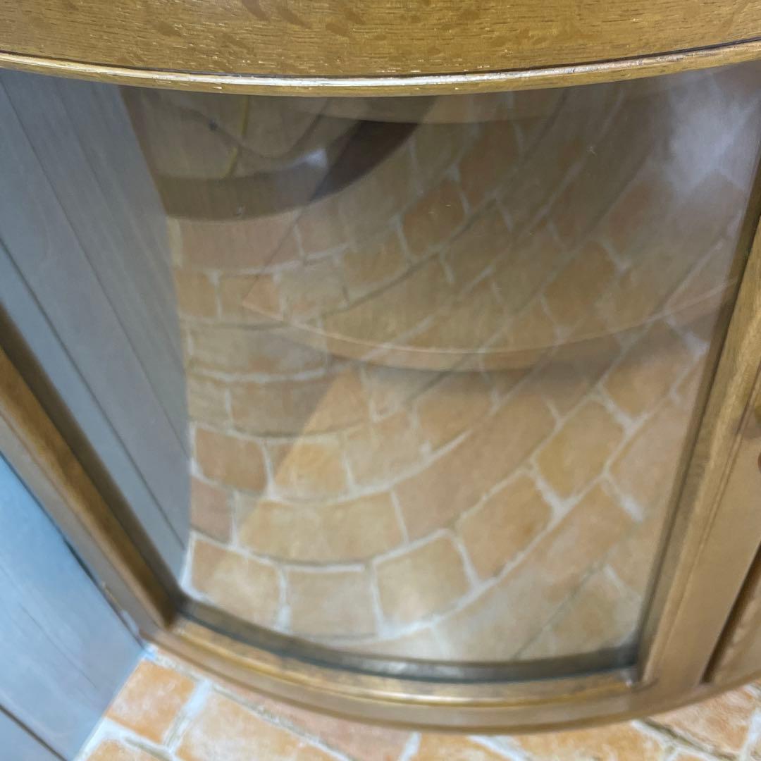 美品 カリモク家具 KARIMOKU コーナーキャビネット ガラス コロニアル