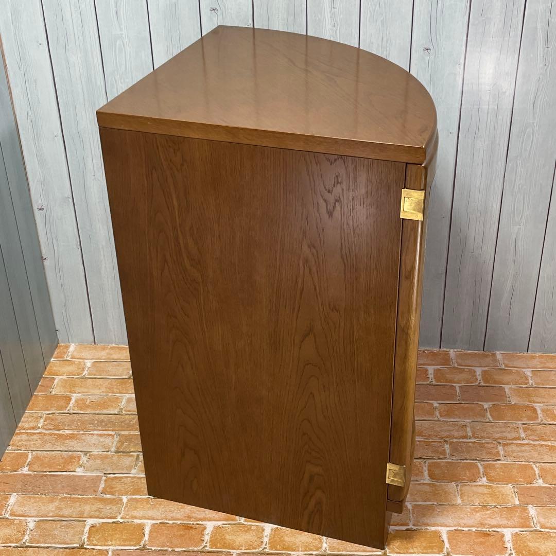 美品 カリモク家具 KARIMOKU コーナーキャビネット ガラス コロニアル