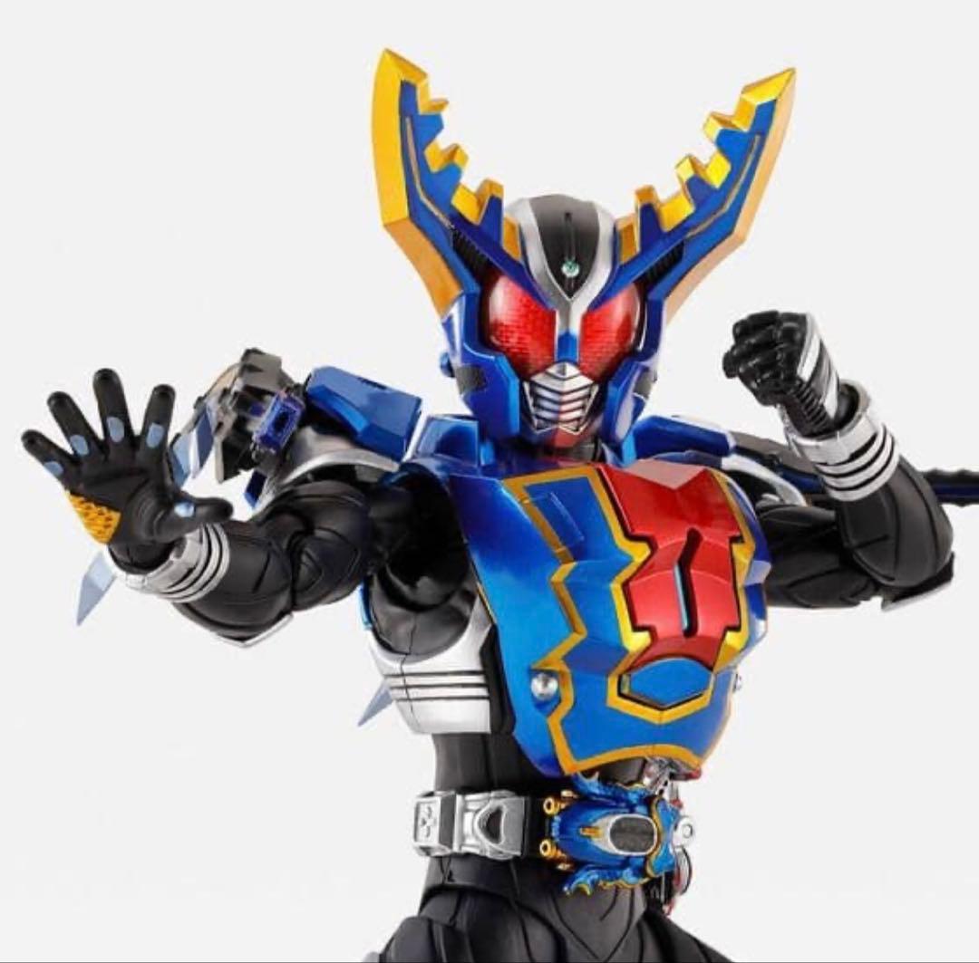 S.H.figuarts 真骨彫製法 仮面ライダーガタックハイパーフォーム