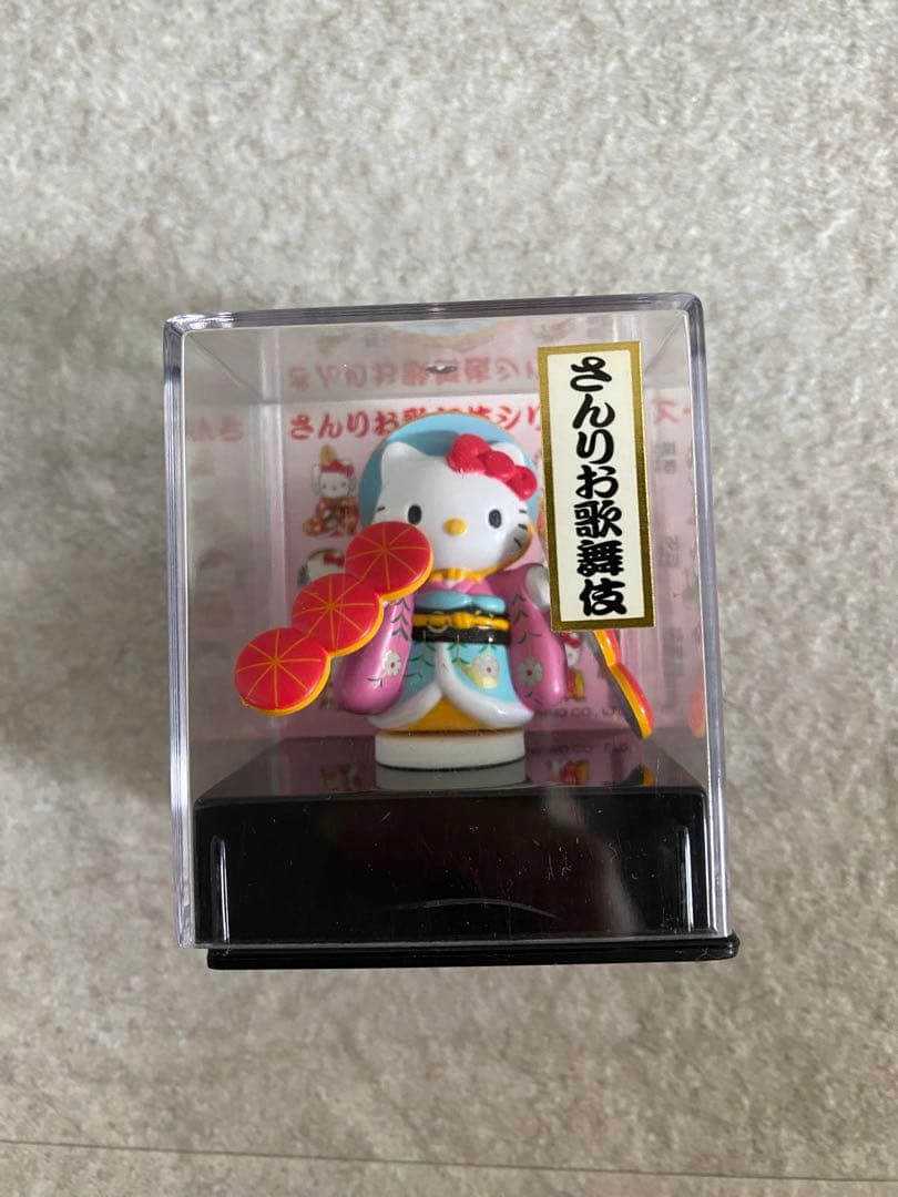 サンリオ ハローキティ 4体セット 3体はストラップチャーム 平成レトロ