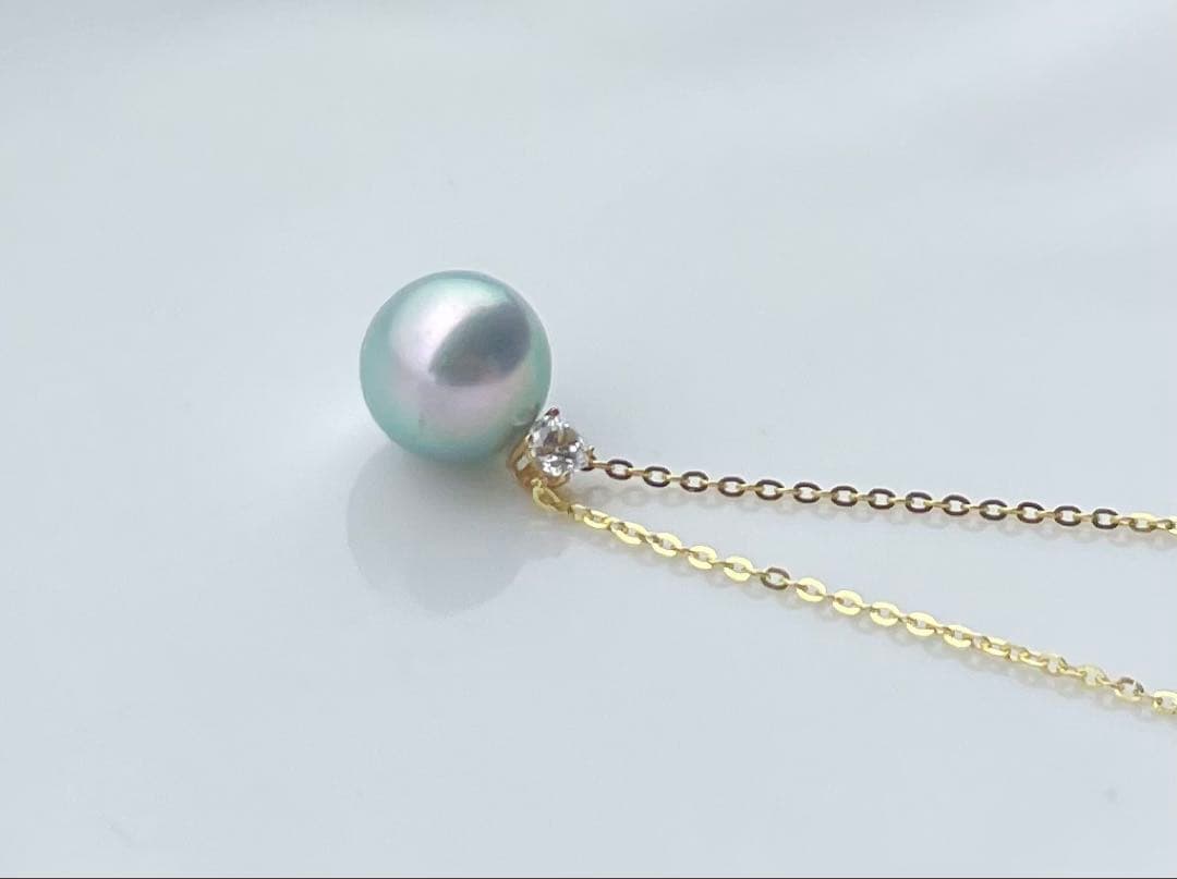 黒蝶真珠 K18ペンダントトップ モアサナイト 奇跡の一粒 南洋パールネックレス