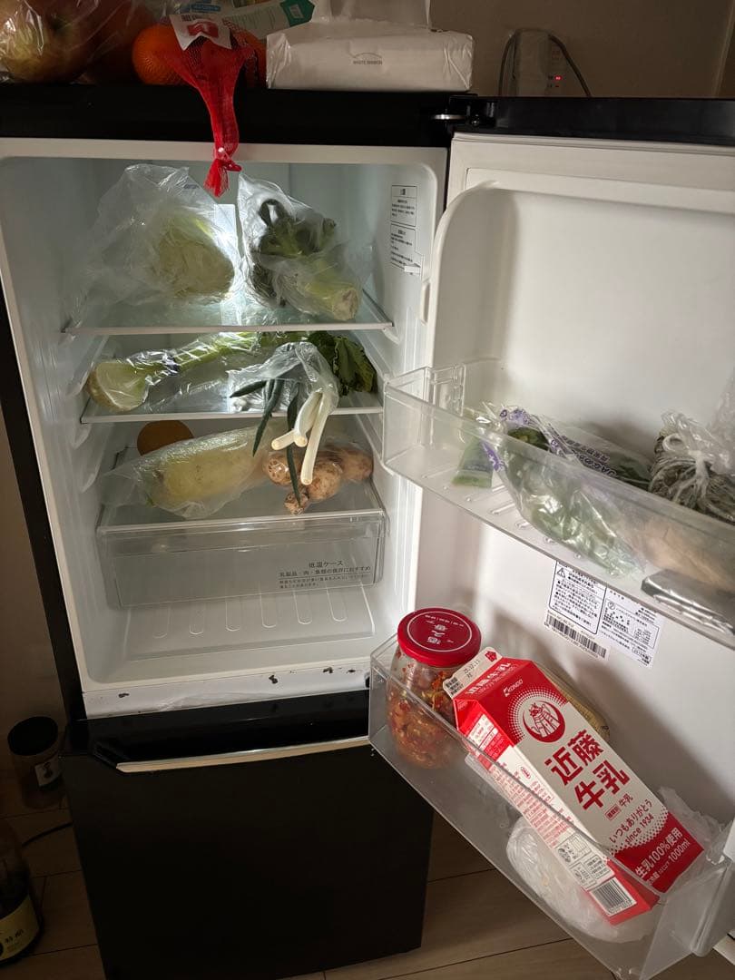 Hisense ブラック 冷蔵庫 下部冷凍式　150L/自動霜取り