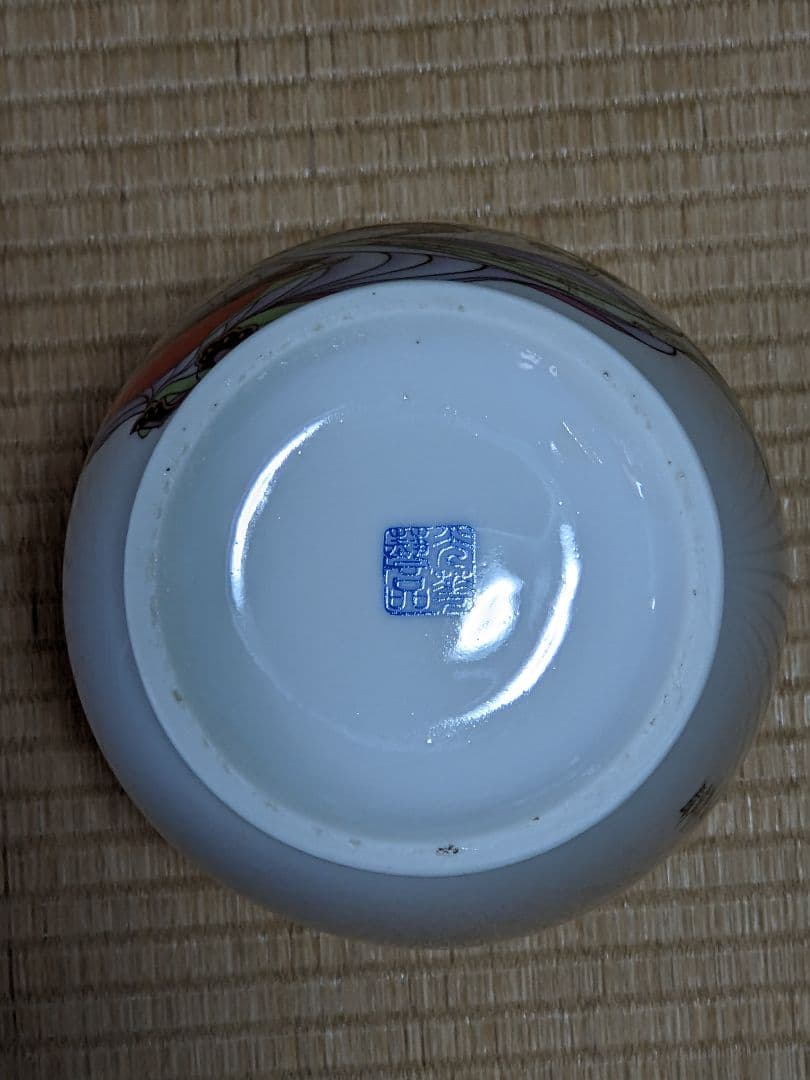 ♦中国陶磁器 瓔珞紋 団扇美人図 粉彩花瓶 陶画工１級職人手描き絵付け骨董品