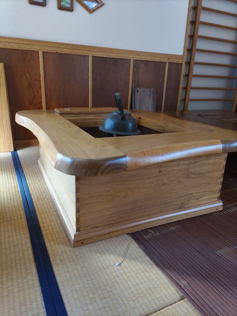 囲炉裏　センダン