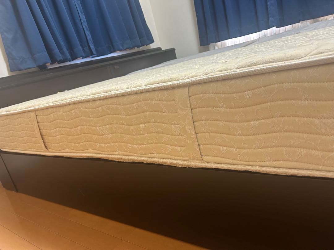 あず短期出品シモンズ　マットレス　フレームフランスベッド　2セット