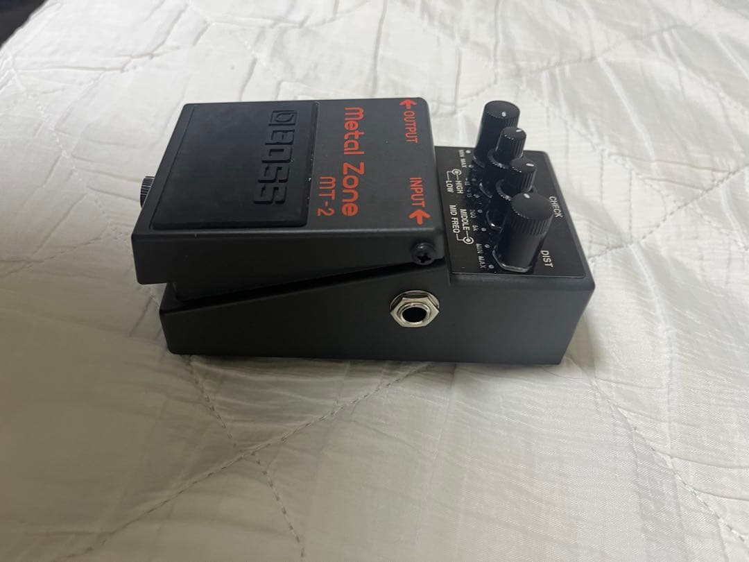 BOSS MT-2 l Zone ギターエフェクター
