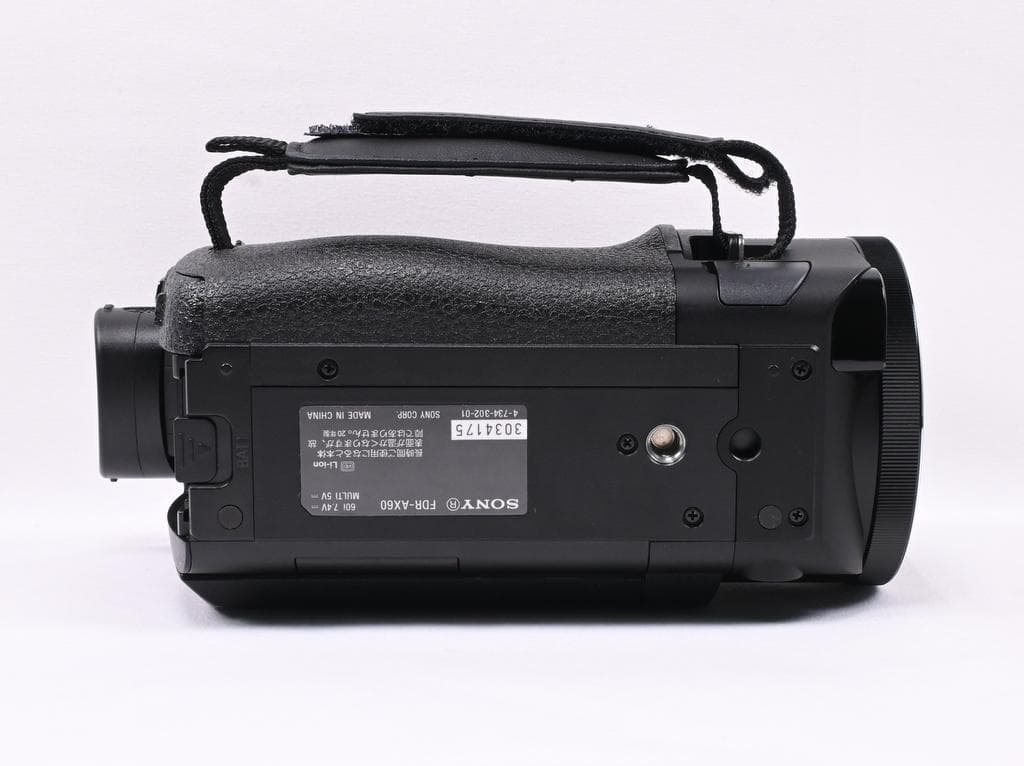 【ほぼ新品】 ソニー　SONY FDR-AX60 デジタル4Kビデオカメラ