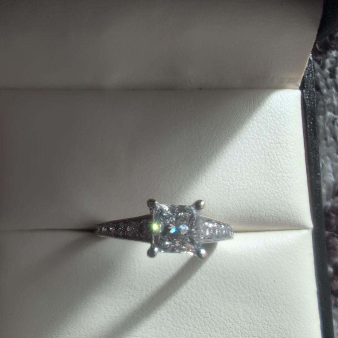 ダイヤモンドリング　婚約指輪　1ct 1/3　k14