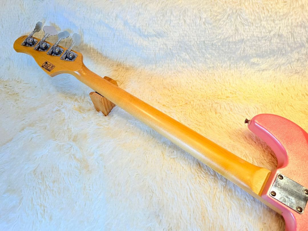 Elioth エリオス　エレキベース　P303 PJ アクティブ ピンク